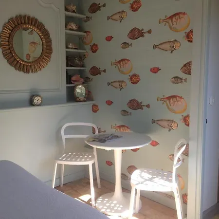 فندق مبيت وإفطار Chambres D'hotes Rosebud *